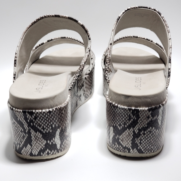 J/Slides Gray Snake Print Double Strap Platform Sandal Wedge Sz 8.5 Travel Beach - Picture 4 of 14